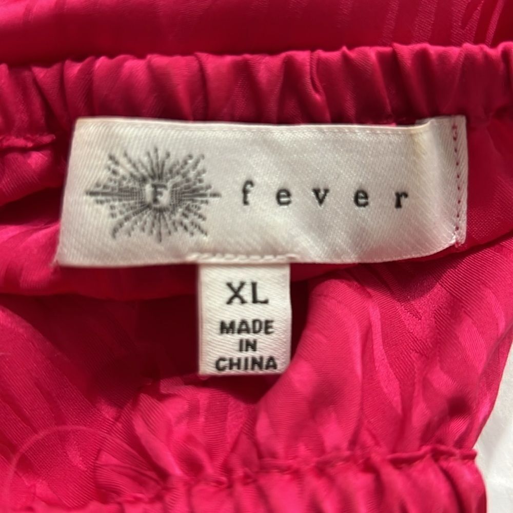 Fever Fuchsia pink off the shoulderderbbell sleeve blouse EUC size XL - Picture 8 of 10